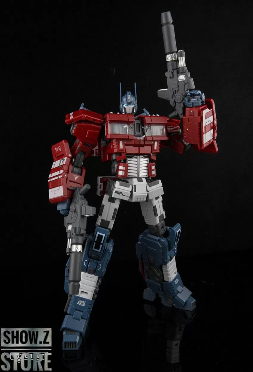 G-Creation GDW-01 Ultra Maxmas IDW Optimus Prime 6 G-Creation GDW-01 Ultra Maxmas IDW Optimus Prime - Image 6