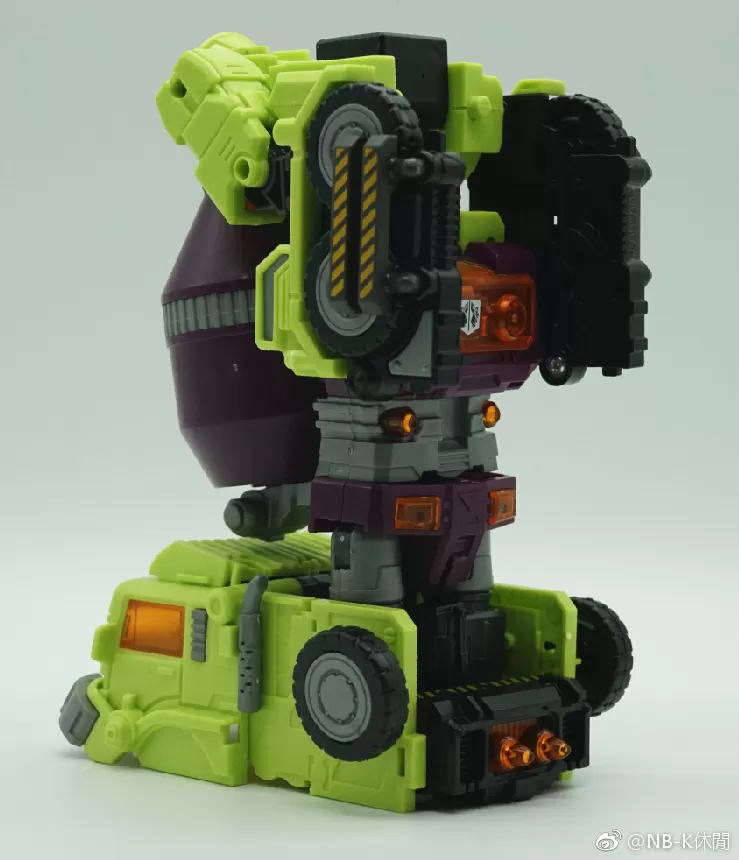 NBK-04 Mixer Truck MixMaster 5 NBK-04 Mixer Truck MixMaster - Image 5